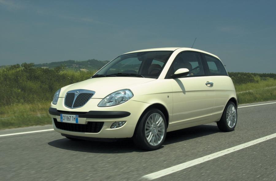  Lancia Ypsilon 2003 года  (фото 77 из 114)